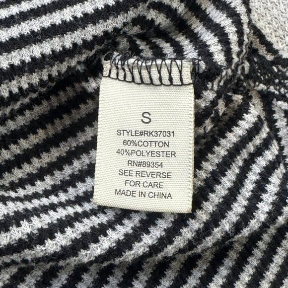 No Comment Womens Sz Small Black Striped Pullover Hoodie V Neck Long Sleeve Lite - Picture 8 of 13